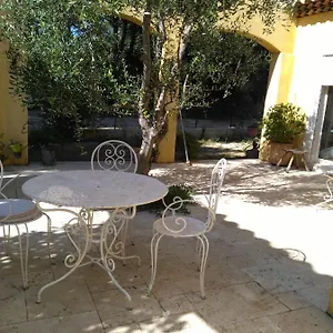 Frühstückspension De La Terre Blanche, Sanary-sur-Mer